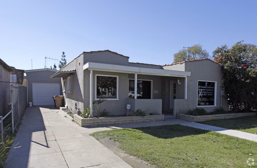 5312 Lincoln Ave, Cypress, CA 90630